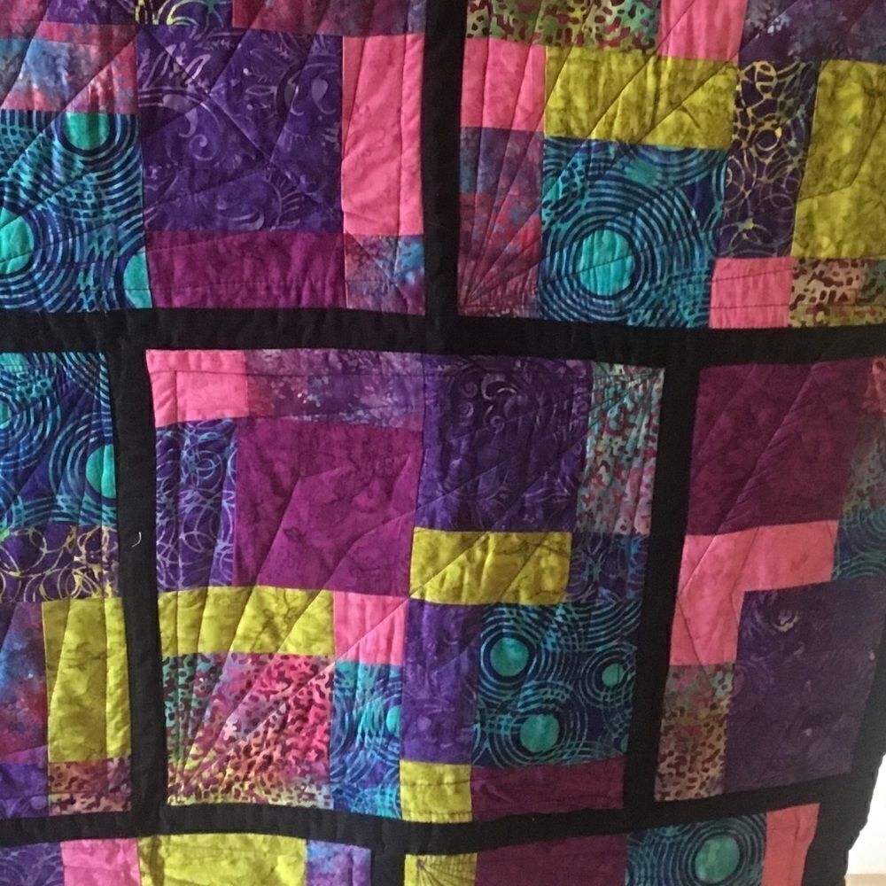Handmade Quilt   - Picture 5 of 12